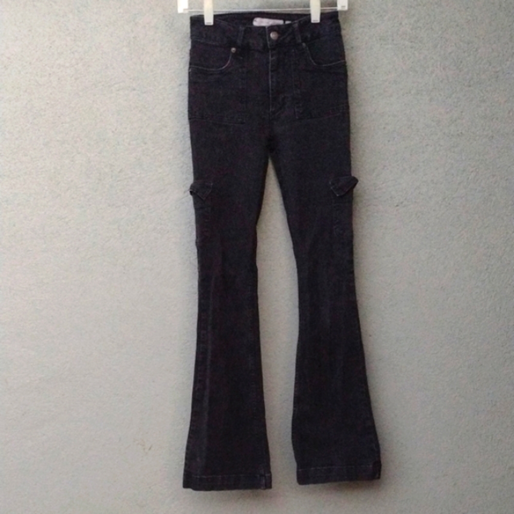 Subdued Black Soft Flared Stretch Mid-rise Cargo Jeans Size 4